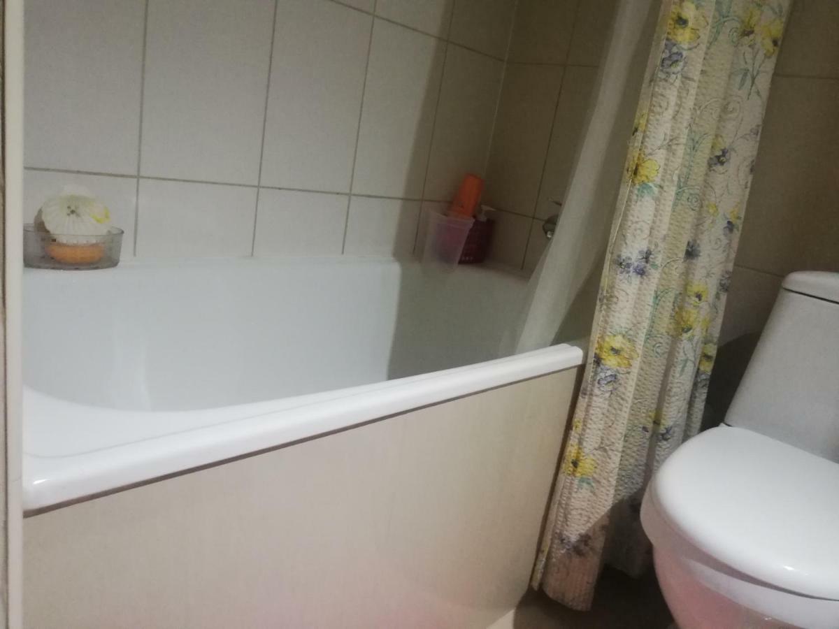 Una Habitacion Privada Con Bano Privado En Centro Historico Santiago Ngoại thất bức ảnh